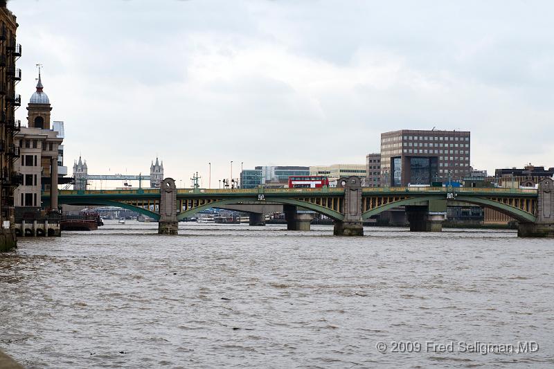 20090410_134457_D300 P1.jpg - Thames from the Millenium Bridge looking east.  London Bridge is 2nd bridge in distance